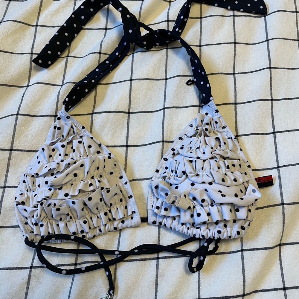 Vintage Polka Dot Ruffled Bikini Top